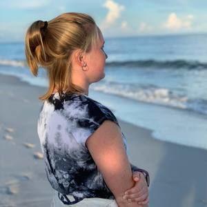 Meet your Posher, Ellie